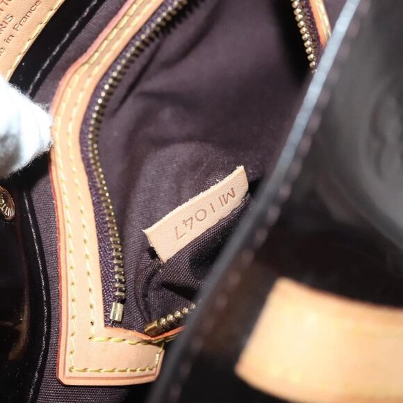 LOUIS VUITTON Monogram Vernis Reade PM Hand Bag Amarante - Picture 12 of 16